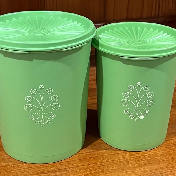 Tupperware-Retro -Collectable-Made In Australia- 2 Piece Lime Green Round Set 18cm x 16cm Tupperware Containers with Lid Set of 2