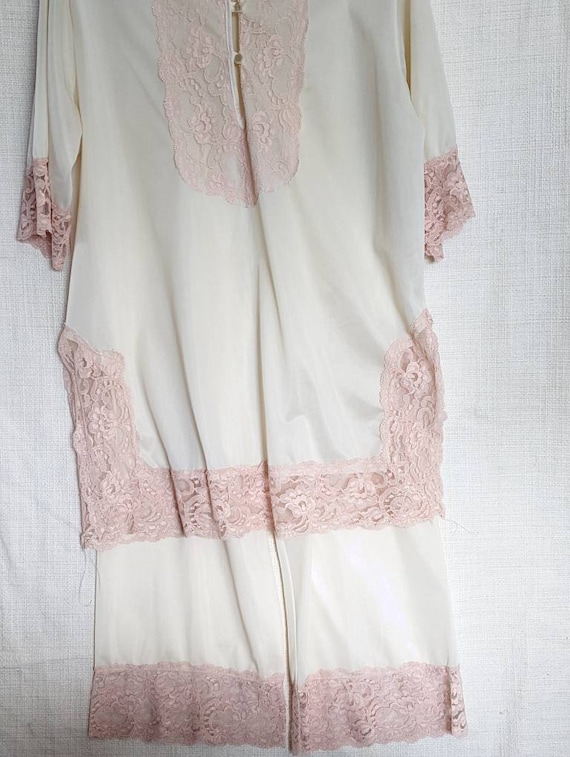 1960s Lounge Pajama Set Pink Size Size 4-6 Nylon … - image 3