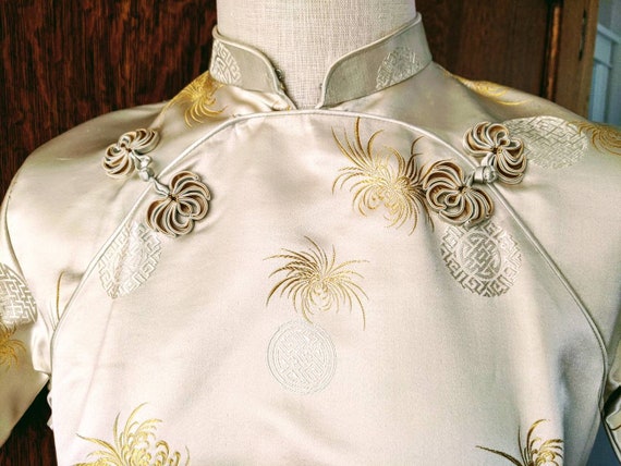 Vintage Gold Cheongsam, Silk Wiggle Dress, Qipao … - image 3