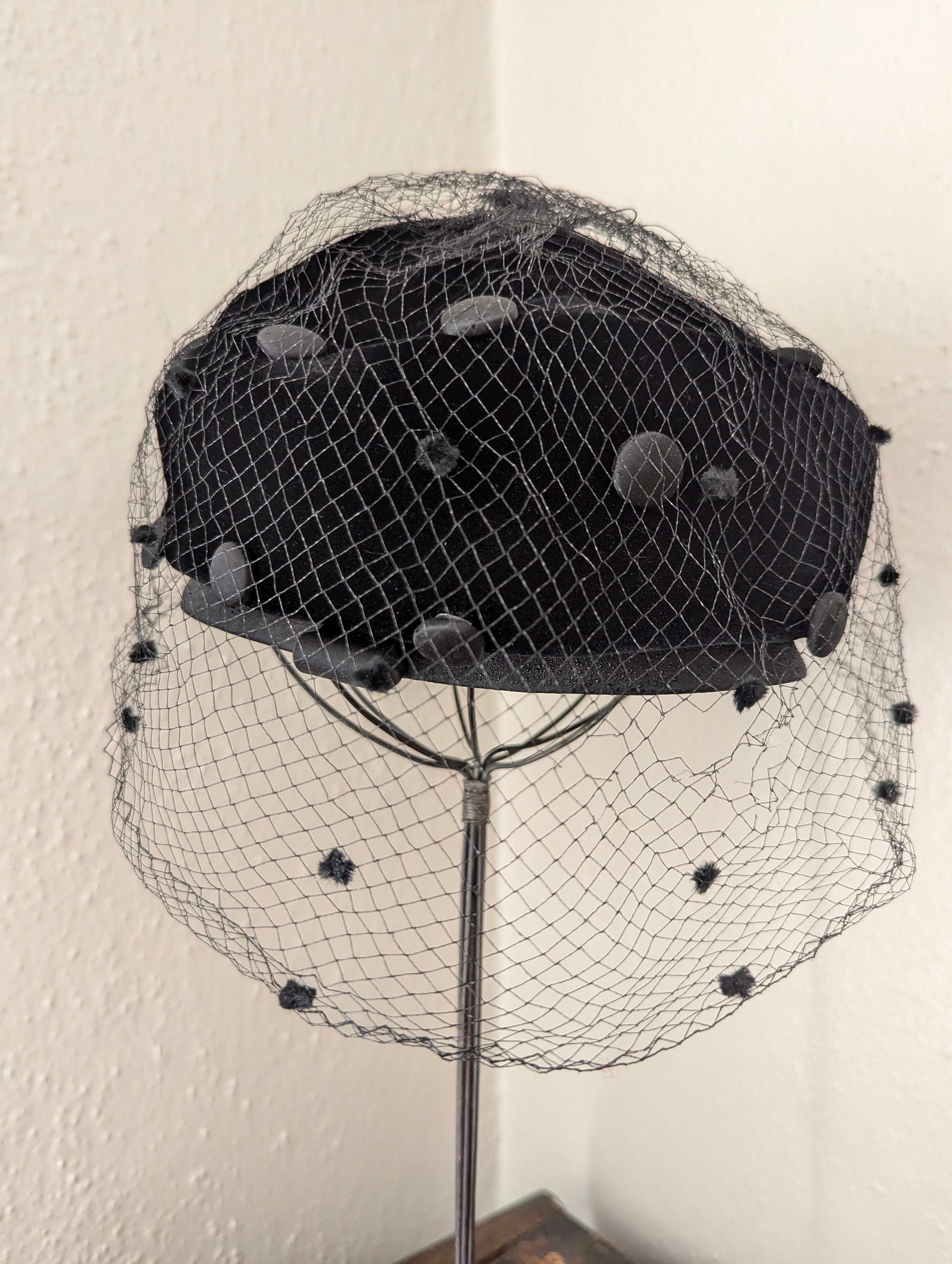 Vintage 1950s 1960s Hat Linda Farrell New York Black