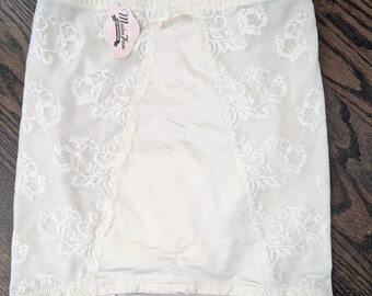 Vintage Maiden Form Flexees 60’s Girdle Panties with Garters Size Med