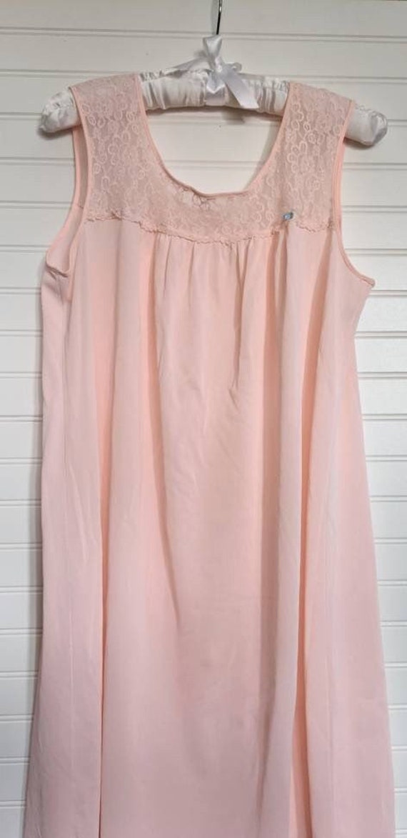 Vintage Lorraine Nightgown Pink Size Medium Nylon… - image 1