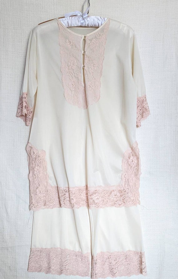 1960s Lounge Pajama Set Pink Size Size 4-6 Nylon … - image 10