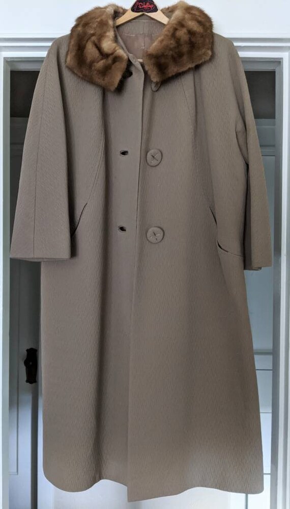 Forstmann Wool Coat with Mink Collar Taupe Tan 19… - image 4