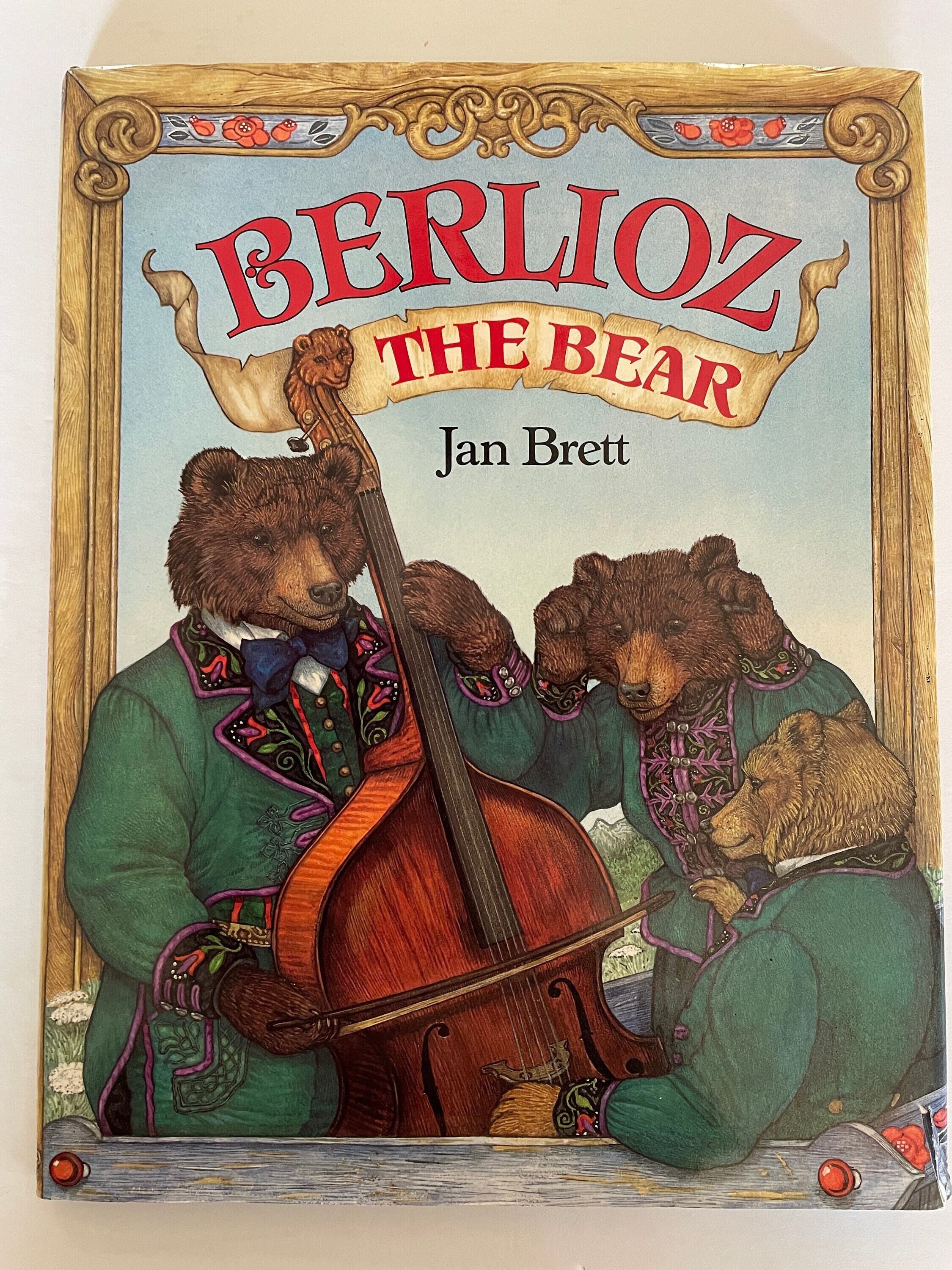 Berlioz the Bear by Jan Brett, 1st Ed 1st Printing - Etsy