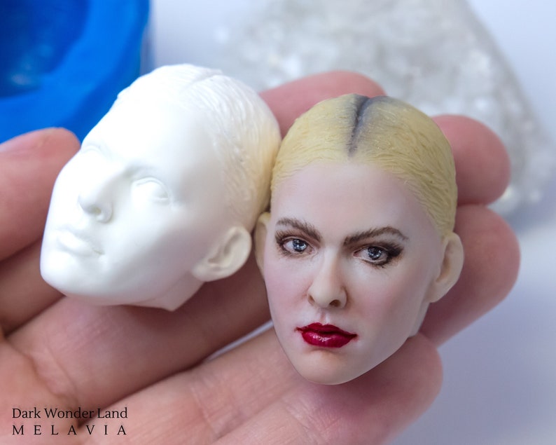 Face Milla Jovovich Mold