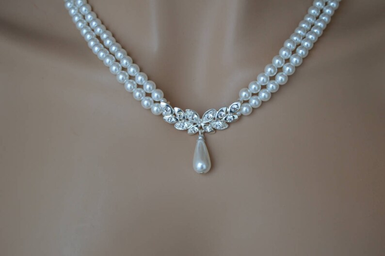 Aventine,Bridal jewelry Set,Bridesmaid Jewelry Set,Bridesmaid Gift Set,Bridal earrings,White Pearl Necklace and Earring Sets