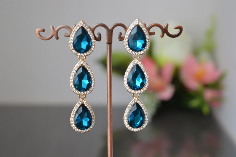 Earrings,Bridal Earrings,Gold Earrings.
