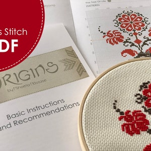 Könnte beinhalten: Kreuzstich-PDF-Muster für "Der Baum des Lebens" aus der Kollektion "Origins" von Mihaela Năstase. Das Muster zeigt ein rotes und braunes Blumenmotiv.