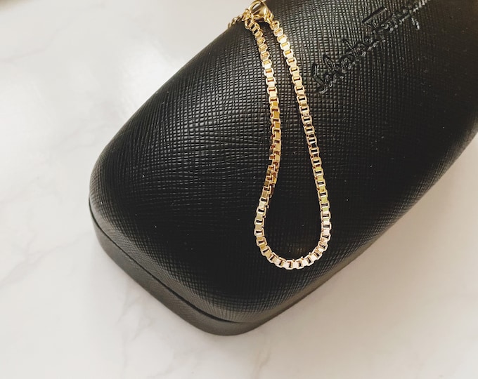 Square Link Gold  Bracelet, Gold Link Bracelet, Minimalist Bracelet,  Stacking Bracelet, 14k plated Bracelet