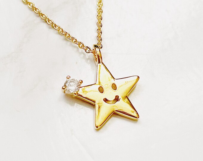 Star Pendant Necklace, Smiley Gold Necklace, Minimalist Necklace, Gold Plated Minimalist Necklace, Crystal Pendant Necklace