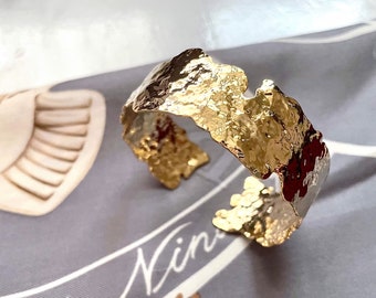 Big Rough Cuff Bracelet, Roughly Hammered Bracelet, Minimalist Gold Bracelet, Stacking Cuff, Gold Bangle Bracelet, Everyday Bracelet