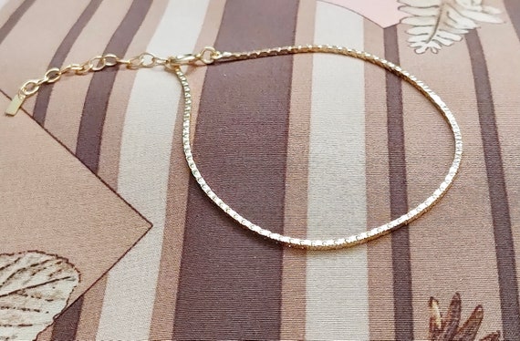 上品なゴールドブレスレット、ゴールドとシルバーのブレスレット