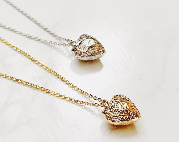 Gold Hammered Necklace, Cute Gold Necklace, Minimalist Necklaces, Gold Plated Minimalist Necklaces