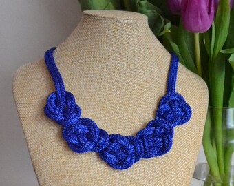 Blauwe dikke ketting- De ketting-Verklaring van het touw ketting- Geknoopte ketting- De ketting van het slabbetje- De juwelen van de kabel- Knoop ketting- Gift van Kerstmis voor haar