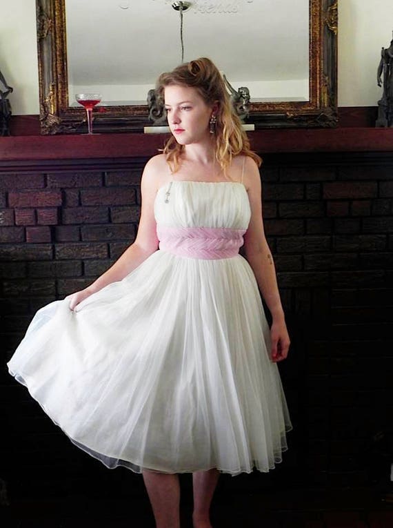 Fabulous 50s Party Dress / Pink and White 1950s C… - image 1