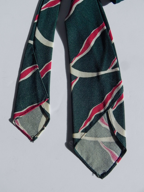 Vintage 20s 30s Wild Print Tie Green and Red - image 7