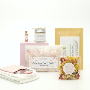 Personalised Bridal Box, Bridesmaid and Maid of Honour Box | Bridal Party Gift | Will You Be My Bridesmaid? Pamper Gift Hamper for Wedding