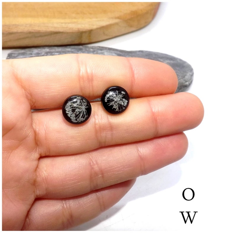 Black stainless steel nails made of a wild carrot flower