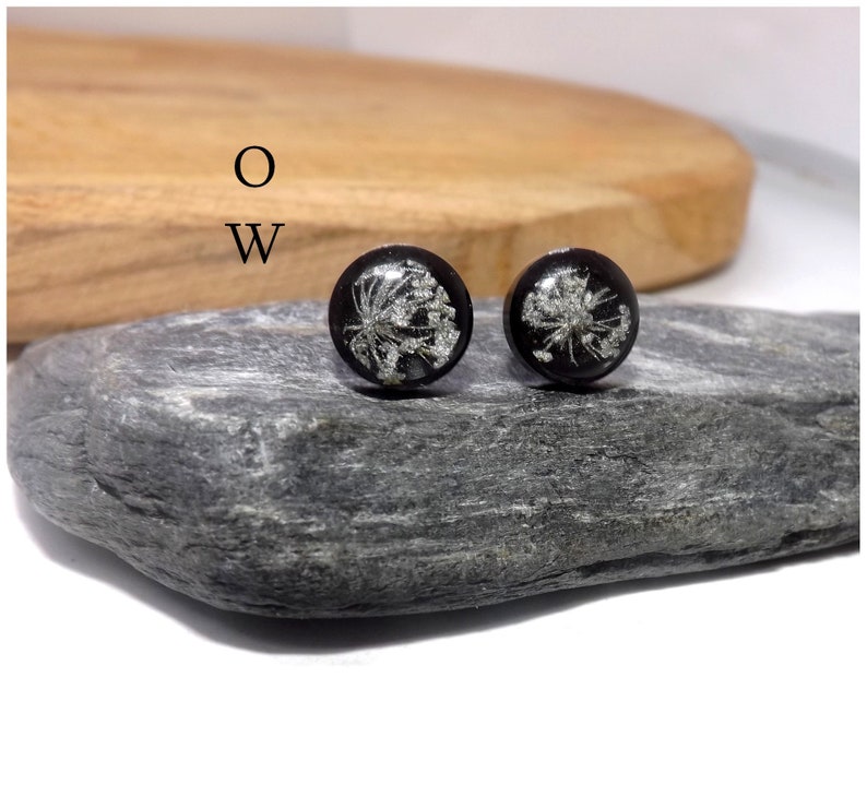 Black stainless steel nails made of a wild carrot flower