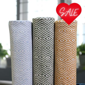 Tapis en coton imprimé à la main : design géométrique