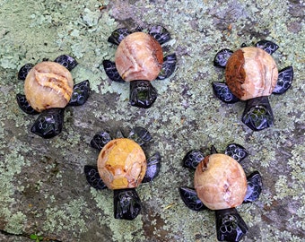 手彫りのカメ 南米の民芸品フィギュア 4体セット さまざまな岩石