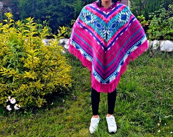 Native American Cape with Fringes | Colorful Woman's Poncho | Hooded Alpaca Poncho | Music Festival Alpaca Poncho | Boho V Shaped Poncho /