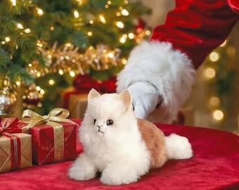 Handmade Alpaca Fur Cat Figurine | Artisan Peruvian Decor