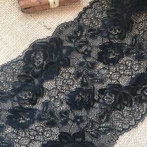 The Lace Co. Beautiful Black French Rose Scalloped  Lace 6.75&quot; / 17 cm