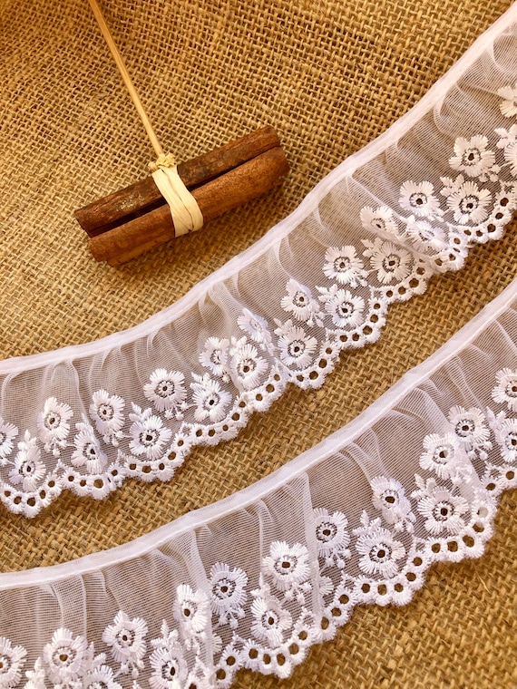 The Lace Co. White Embroidered Voile Gathered Lace Trim 5.5 cm 2.25