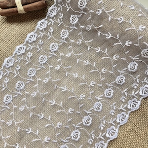 The Lace Co. Ivory Embroidered Tulle Lace Trim  22 cm/8.5&quot;