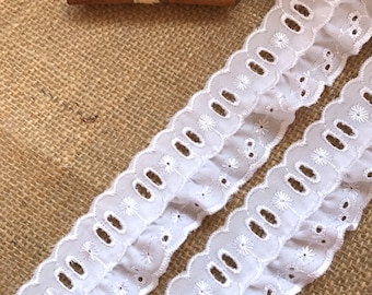 The Lace Co. White Lace Broderie Anglaise  Slot Gathered Ruffled Trim 4 cm