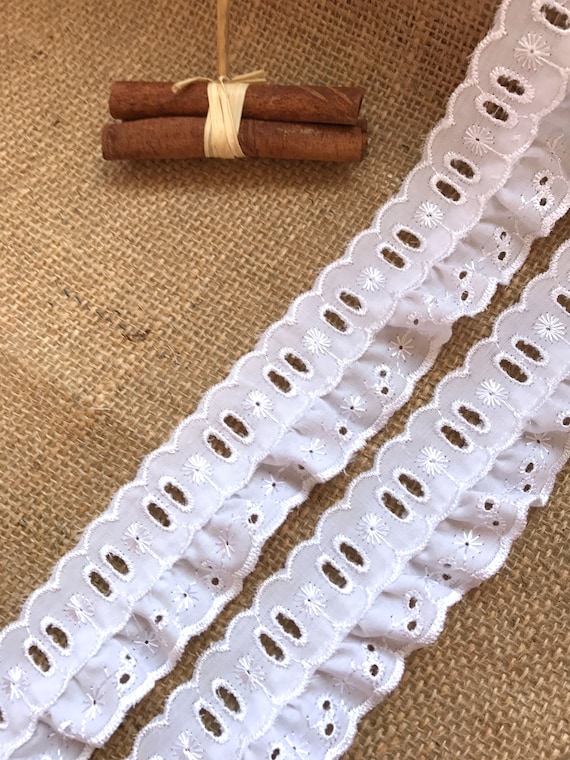 The Lace Co. White Lace Broderie Anglaise  Slot Gathered Ruffled Trim 4 cm