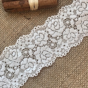 The Lace Co. Premium Creme Stretch Ausgebogtes Spitzenband 6.5 cm (1 x 2m)