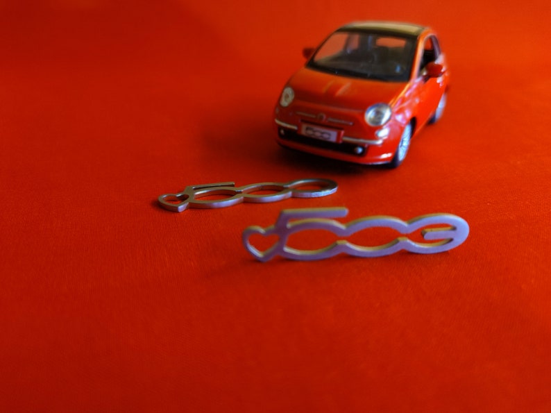 FIAT 500 e heart, emblem, key ring, Portachiavi Pendenti, KeychainAUTO or motorcycle lettering individually made image 2