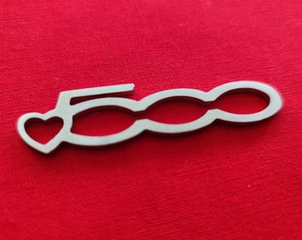 FIAT 500 heart, emblem, key ring, Portachiavi Pendenti, KeychainAUTO or motorcycle lettering. Individually made