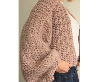 Modèle au crochet, Modèle de cardigan court au crochet facile, Modèle de bomber épais et oversize pour femme, Modèle au crochet grande taille, Modèle de manches ballon