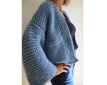 Modèle de tricot, Modèle de cardigan en maille épaisse, Modèle facile de cardigan court, Cardigan oversize pour femme, Grande taille, Bomber en tricot