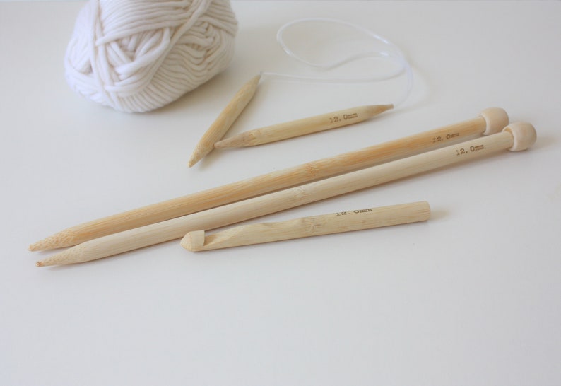 Beginner /& Kids Knitting Needles Chunky Knit Needles Circular Knitting Needles Bamboo knitting needles 12mm Wooden Needles Knitting Gift