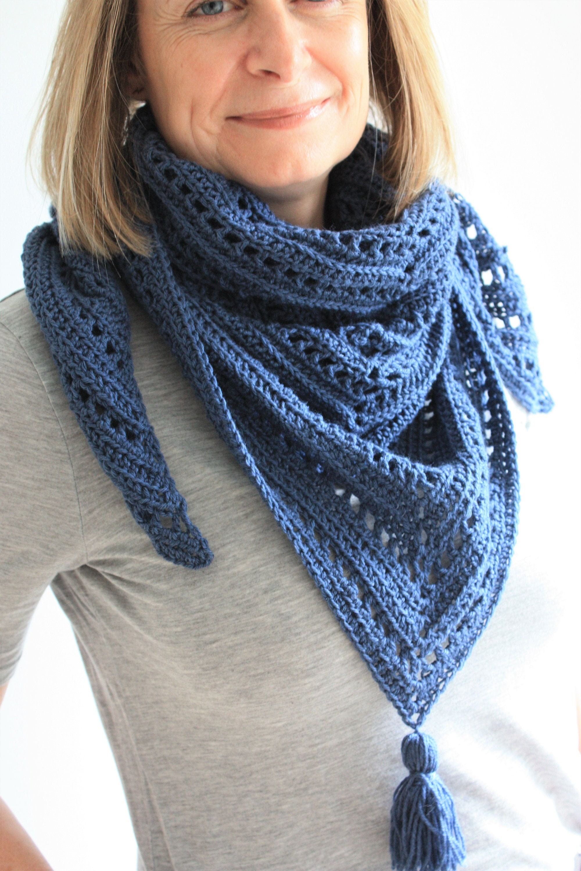 Easy Crochet Triangle Scarf Pattern, Beginner Crochet Shawl (digital ...