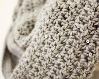 Easy Crochet Infinity Scarf Pattern: Bulky Yarn Cowl (PDF Download)
