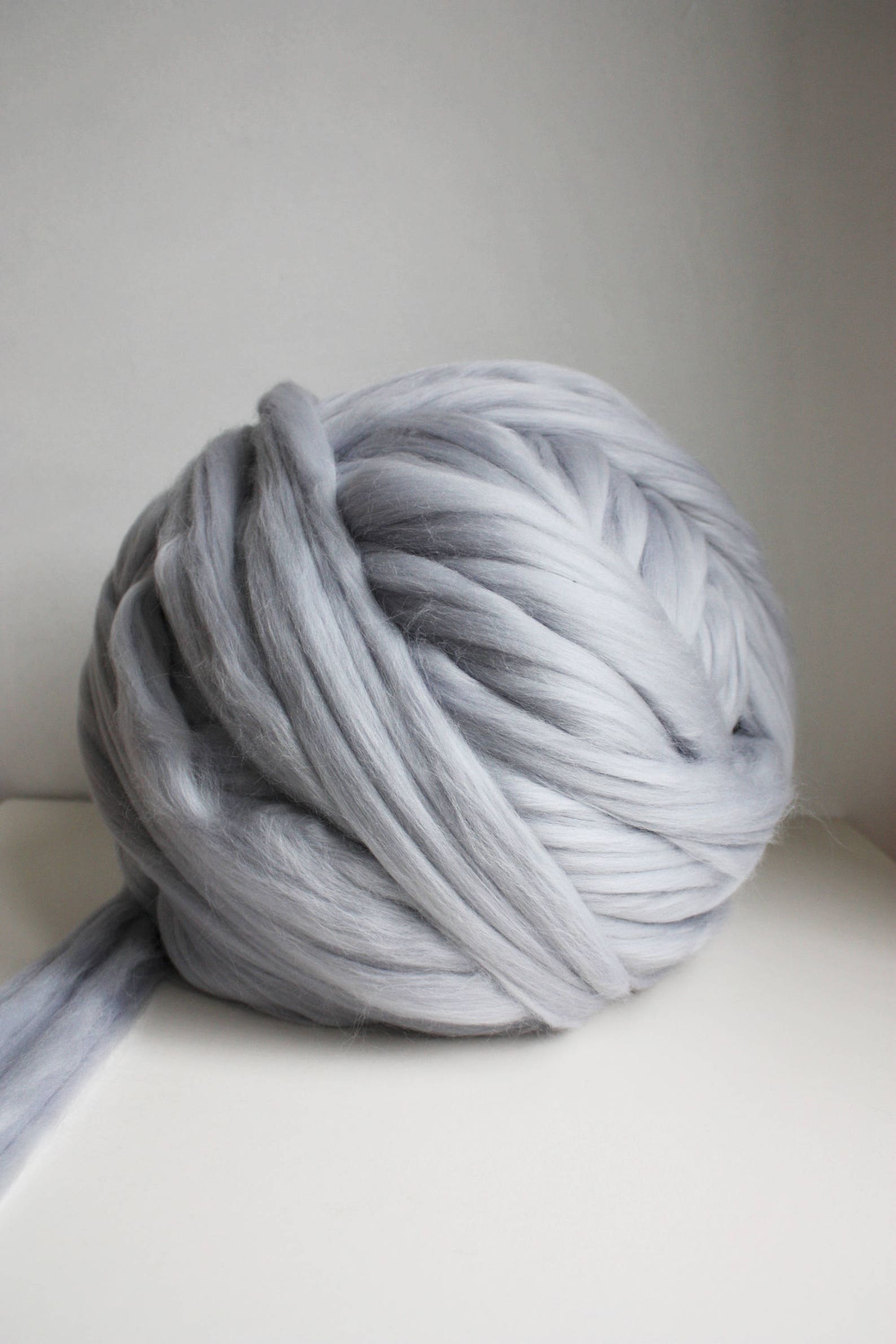 Grey Super Bulky Yarn Giant Yarn Super Chunky Yarn Arm Etsy
