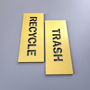 Trash and Recycle Signs With Bold Letters. Garbage Can Label. Trash Can ...