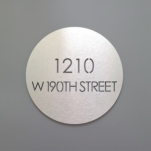 Custom round house number plaque. Street address sign. Personalized family name sign.