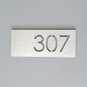 Signo de número personalizado. Placa con el número del apartamento. Números de habitaciones de hotel. Placa de dirección de aluminio. Números de casas modernas. imagen 10