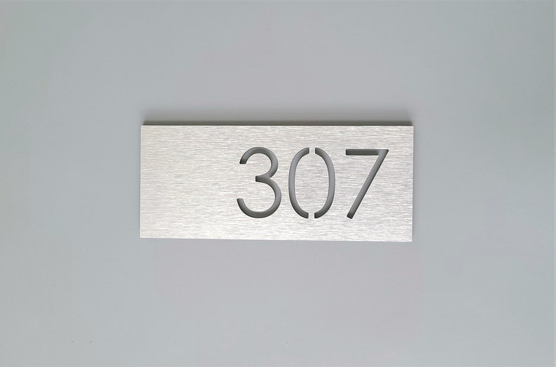Signo de número personalizado. Placa con el número del apartamento. Números de habitaciones de hotel. Placa de dirección de aluminio. Números de casas modernas. imagen 10