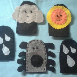 Itsy Bitsy Spider set of 5 finger puppets!