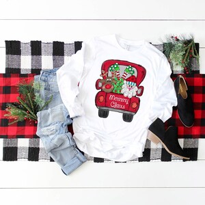 Camiseta navideña de camión, camiseta familiar a juego, Papá Noel, señora Claus, abuela, Mimi, camiseta para mujer, camiseta navideña a juego para mamá y yo, camiseta de Papá Noel.
