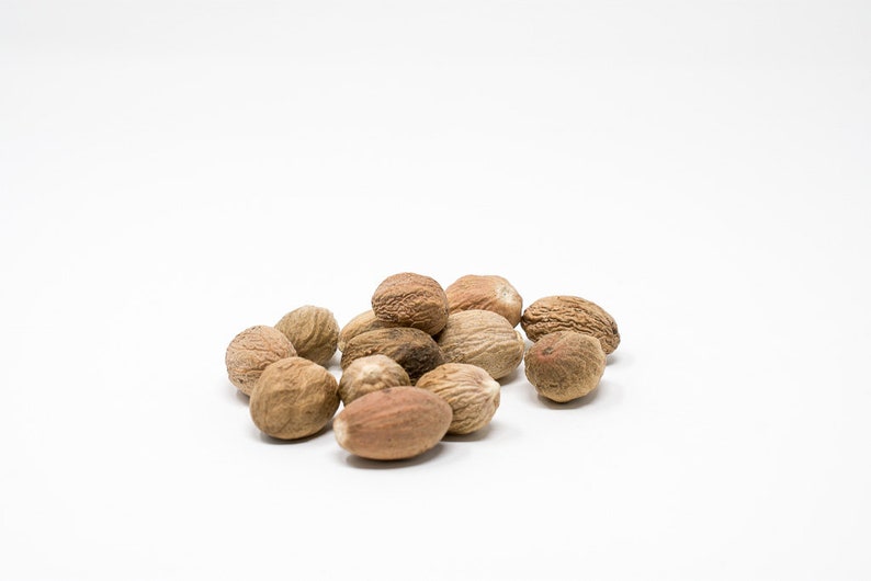 Whole Nutmeg Fresh Nutmeg from Sri Lanka for Cooking and Baking image 9