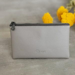 Cartera de viaje, pasaporte vegano hecho a mano y soporte de dinero, bolso de vacaciones minimalista, estuche gris